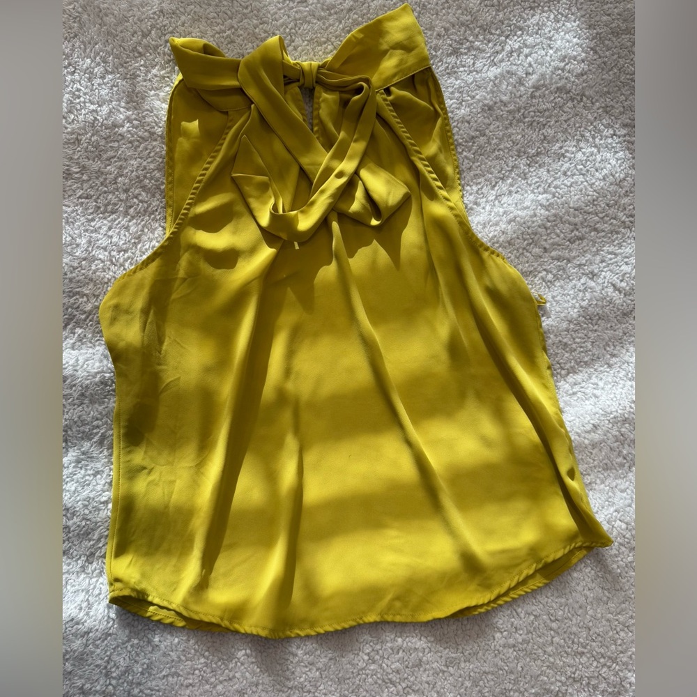 New York and Company Women’s Yellow Shirt- Size L
